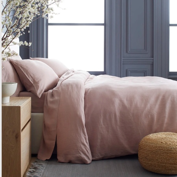 Quince 100% Luxury Linen Duvet Cover in King/Cal King. Dusty mauve color. - Picture 2 of 6